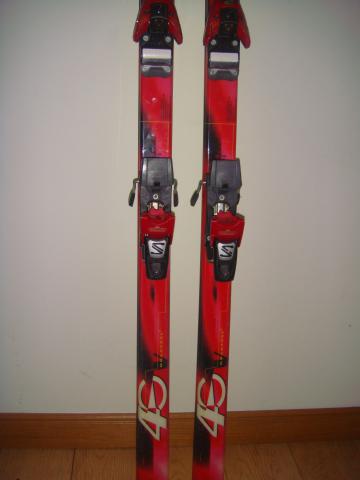 Skis ROSSIGNOL 40V