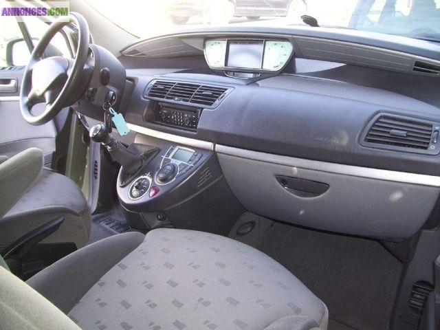 Peugeot 807 2.2 hdi navtech
