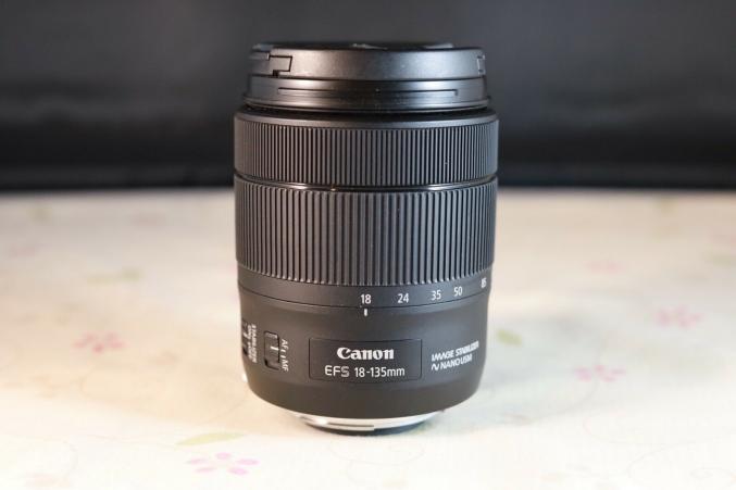 Canon 80D avec Objectif 18-135mm