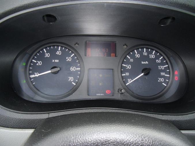 Renault Kangoo 4 portes et 5places / 192000 KMS