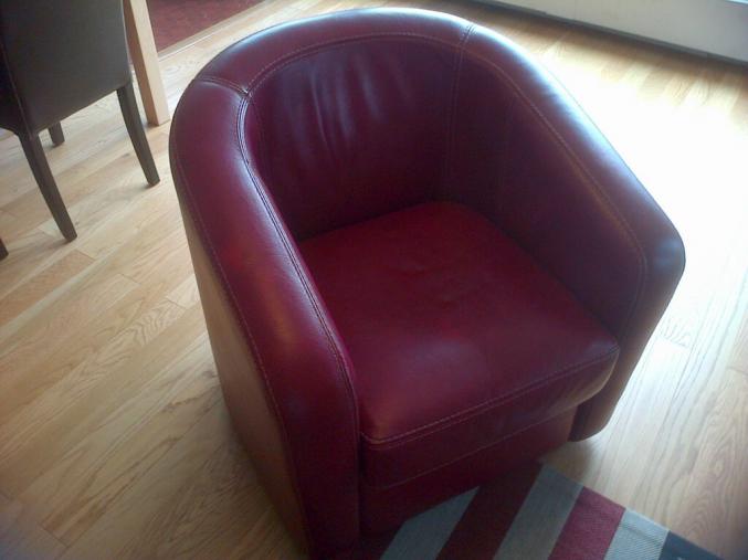 CANAPE ET CABRIOLET VERITABLE CUIR