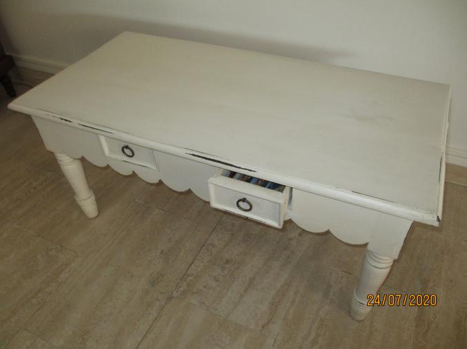 Meubles de salon bois blan