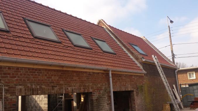 Couvreur zingueur étanchéité charpente