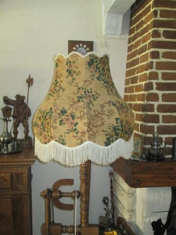 Lampadaire rustique 20e
