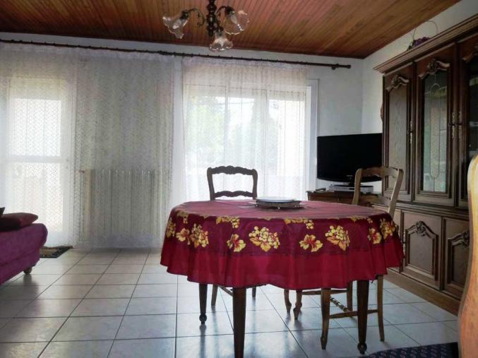  garage et appartement dans maison tout confort