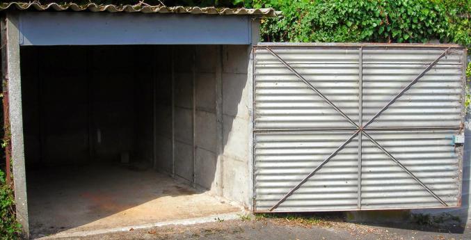 Garage, box à louer