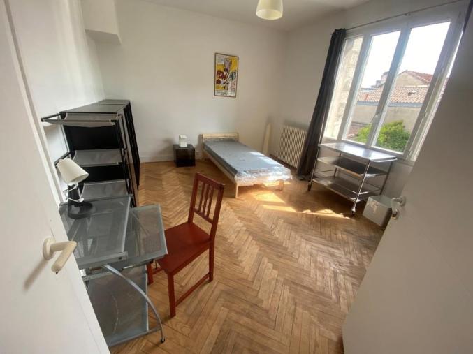 Chambre meublée Colocation Bordeaux Barrière de Pessac