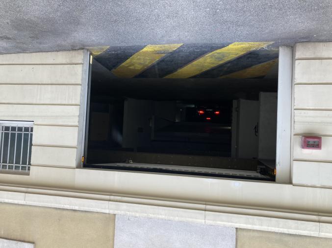 Emplacement dans parking souterrain