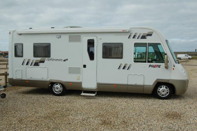 Donnation Camping-car intégral Année: 2008