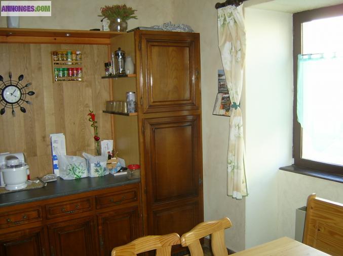 Grande maison proche commerce et lac