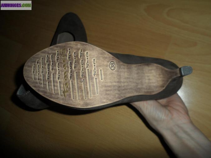 Escarpins Tamaris NEUFS