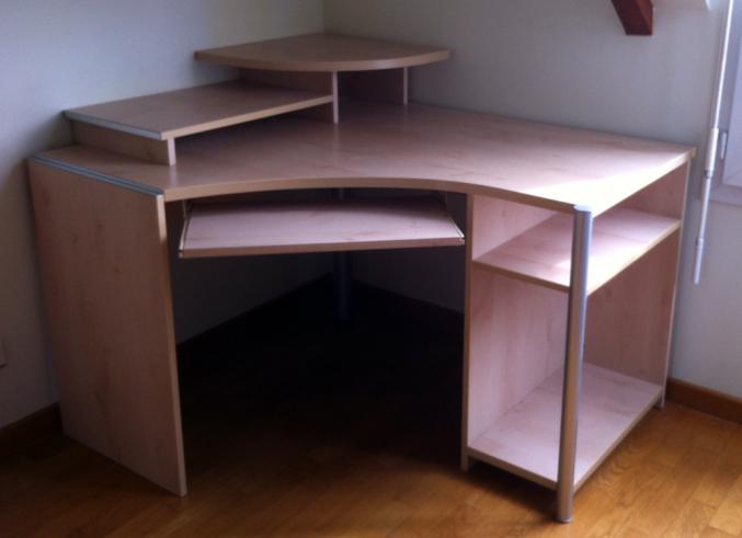 Très beau bureau d'angle et sa chaise