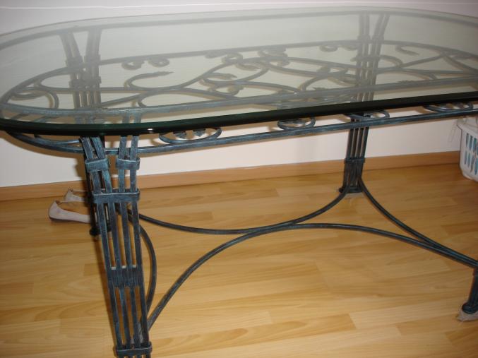 Vend table de salle a manger