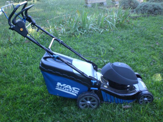 Tondeuse à gazon électrique