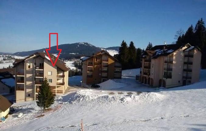 LES ROUSSES ETE ET HIVER 8 Personnes direct sur les pistes