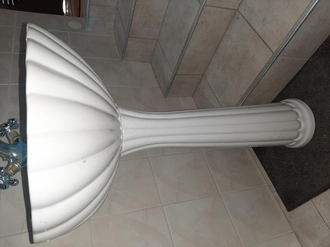 Evier forme coquillage blanc