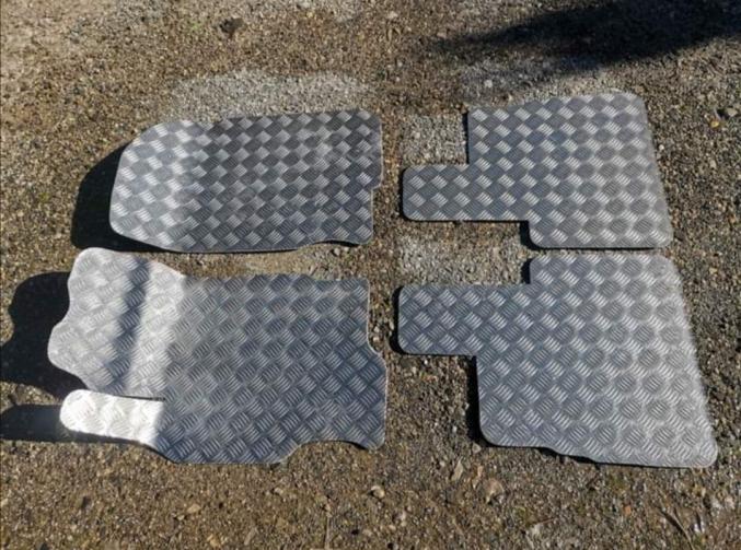 Tapis aluminium pour Mazda 6 GH et MZR