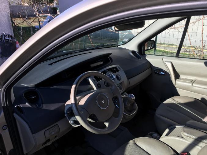 RENAULT GRAND SCENIC II 1.9 dCi 130CV