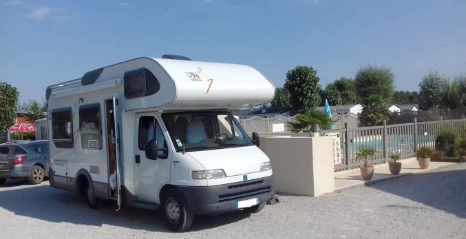 Camping-car Capucine Knaus SUN TRAVELLER 600K
