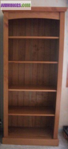 Bibliothèque en pin massif