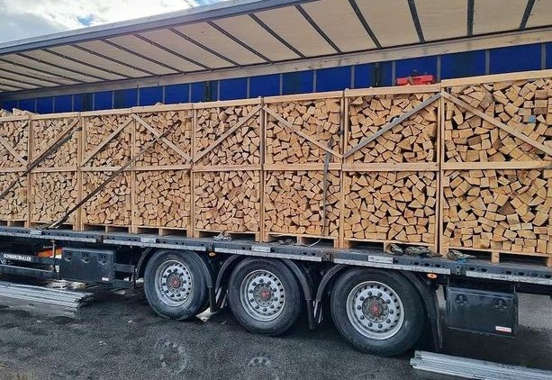 55€/Stère; Vente et livraison BOIS DE CHAUFFAGE