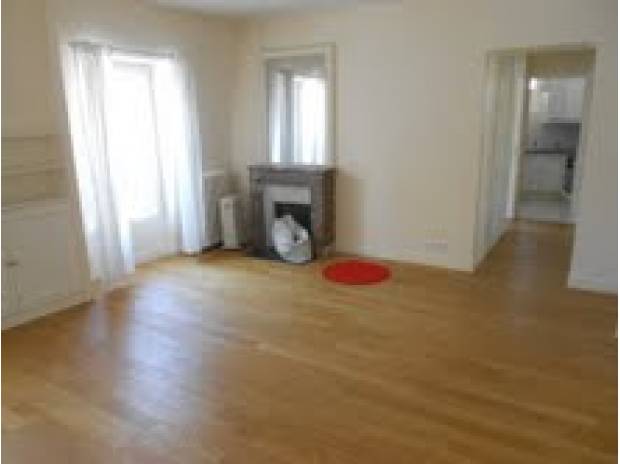 LOCATION -- Appartement 2 pièces de 45 m² LC