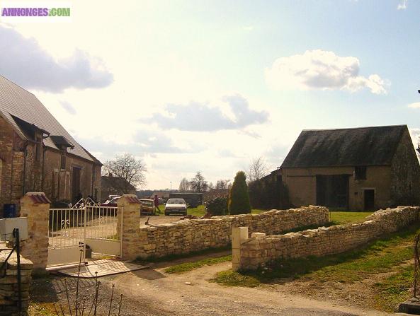 Grange à PRIMELLES 18400