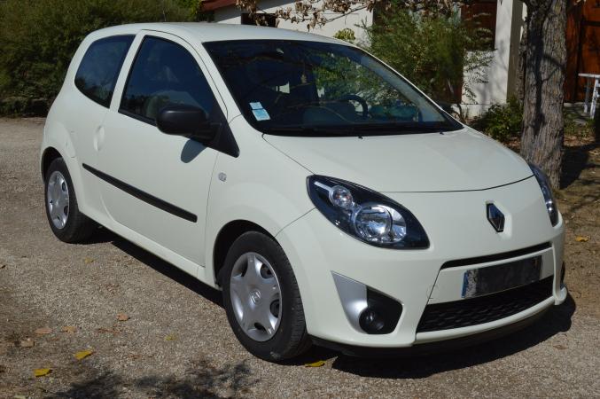 A saisir : très belle  Twingo II AM 2012 68000 km