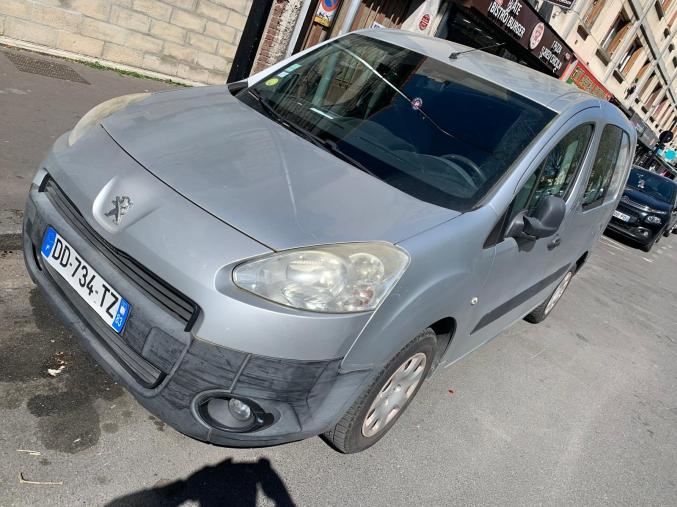 Peugeot partenaire 1.6HDI-2014-Maxi 5place climatisée 