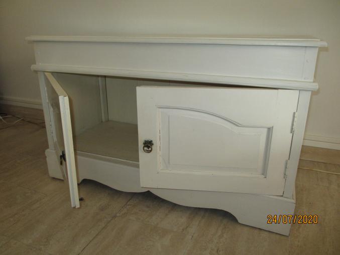 Meubles de salon bois blan