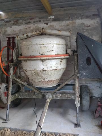 Location bétonnière