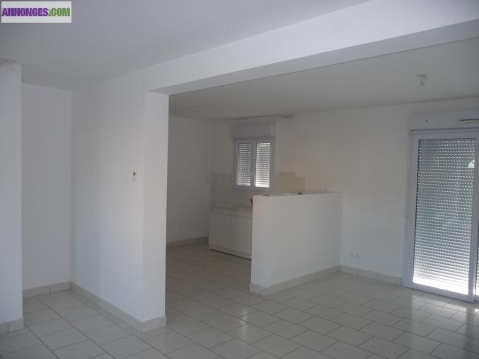 MAISON TYPE 6 DANS QUARTIER CALME