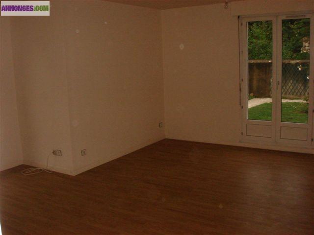 Loue CHATEAU THIERRY centre ville