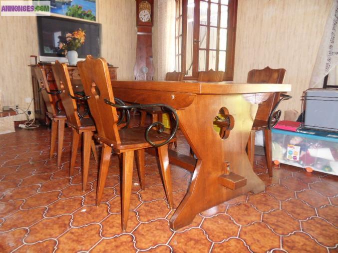 Table de ferme ,6chaises