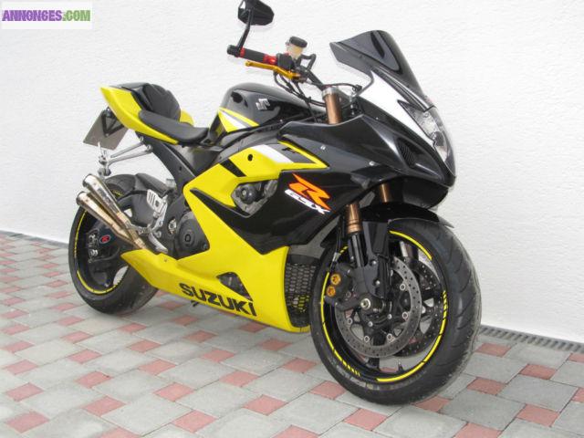 Suzuki GSX-R 1000 YOSHIMURA GSXR K6