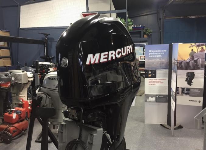 Moteur Mercury 6CV 4T commande à distance démarrage manuel