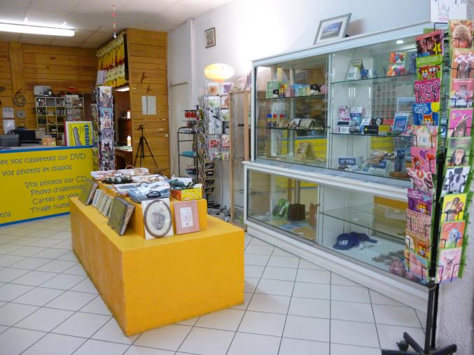 Fonds de commerce dans galerie marchande grande enseigne