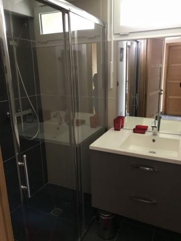  APPARTEMENT AU CENTRE VILLE DE ST RAPHAEL AU CALME