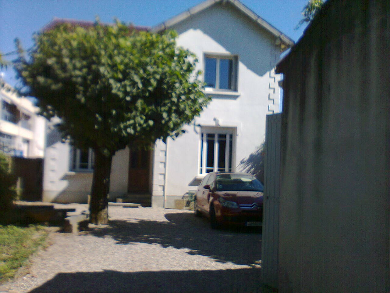 Villa des années 30, avec une véranda rt potager à REALMONT (1 H 10 de TOULOUSE)