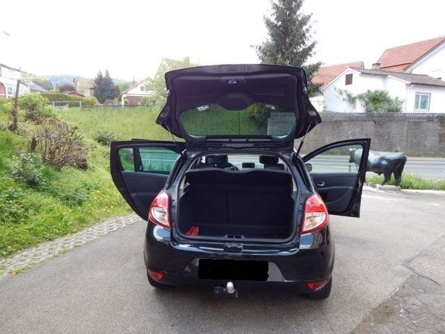 Renault clio 3 1.5 dci 70 ch en bonne état