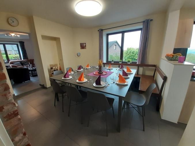 Ardennes Stavelot gîte 14 personnes