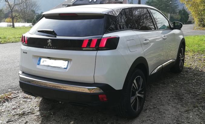 SUV Nouveau 3008 ALLURE 1.2 puretech 130ch BVM6 S&S,sept 2019,super équipée