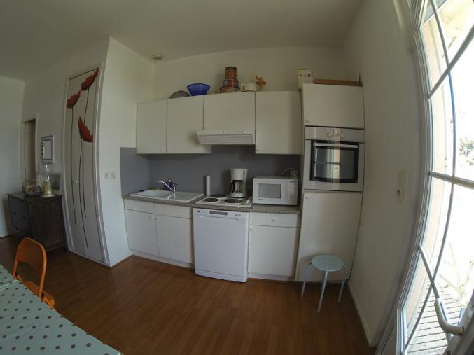 APARTEMENENT AVEC TERRASSE PROCHE PLAGE