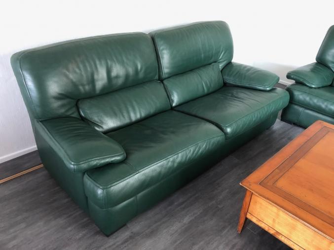 2 canapés en cuir : 2 places + 3 places