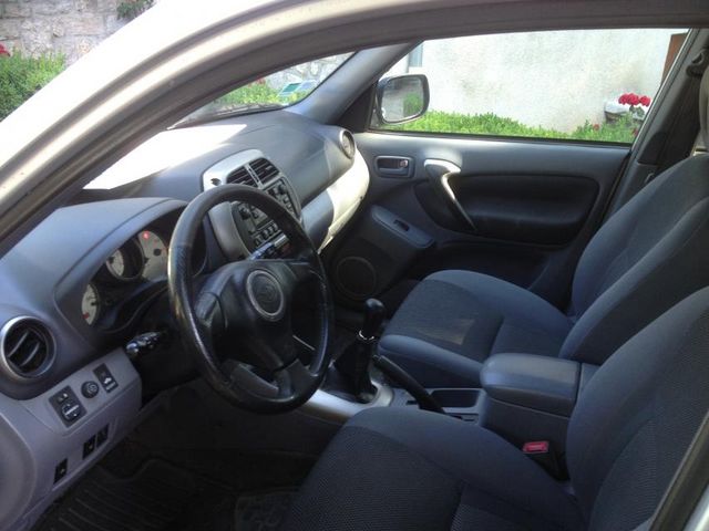 Toyota Rav 4 ii (2) 115 d-4d vx 5p