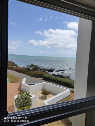 Loue studio en front de mer