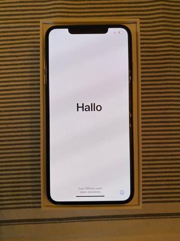 IPhone xs Max 256 Go en or rose avec garde-robe