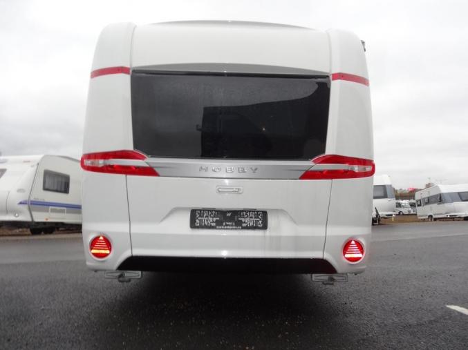 Caravane hobby premium 460