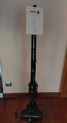 Aspirateur sans fil FAGOR modèle FG293&FG921