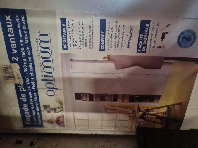 Porte de placard coulissante 